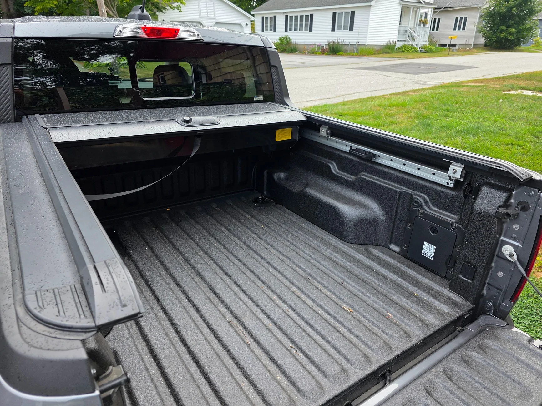 Ford Maverick Hard Retractable tonneau cover 20250827_153629