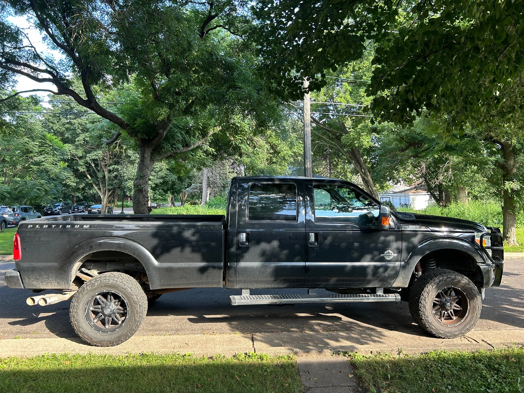 Ford Maverick Post your Maverick next to ridiculously large trucks - photos thread IMG_7605