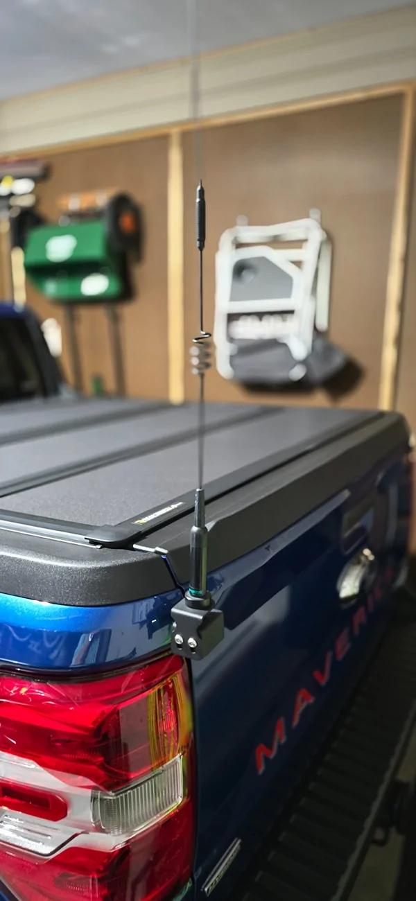 Ford Maverick Mounting a Yaesu FTM-500DR ham radio? 20250828_112250