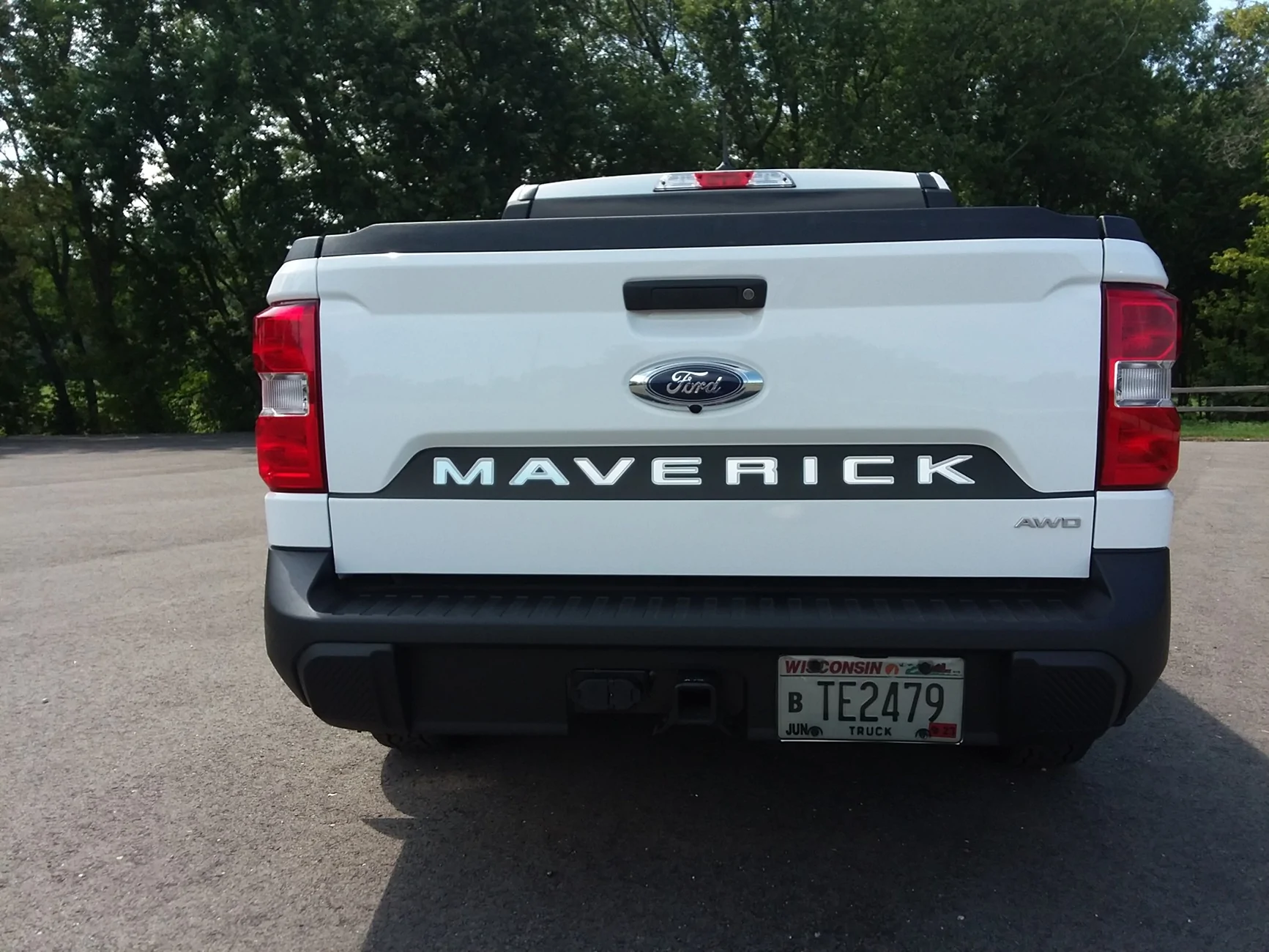 Ford Maverick My Oxford White Hybrid XL needs some color 20220827_134629