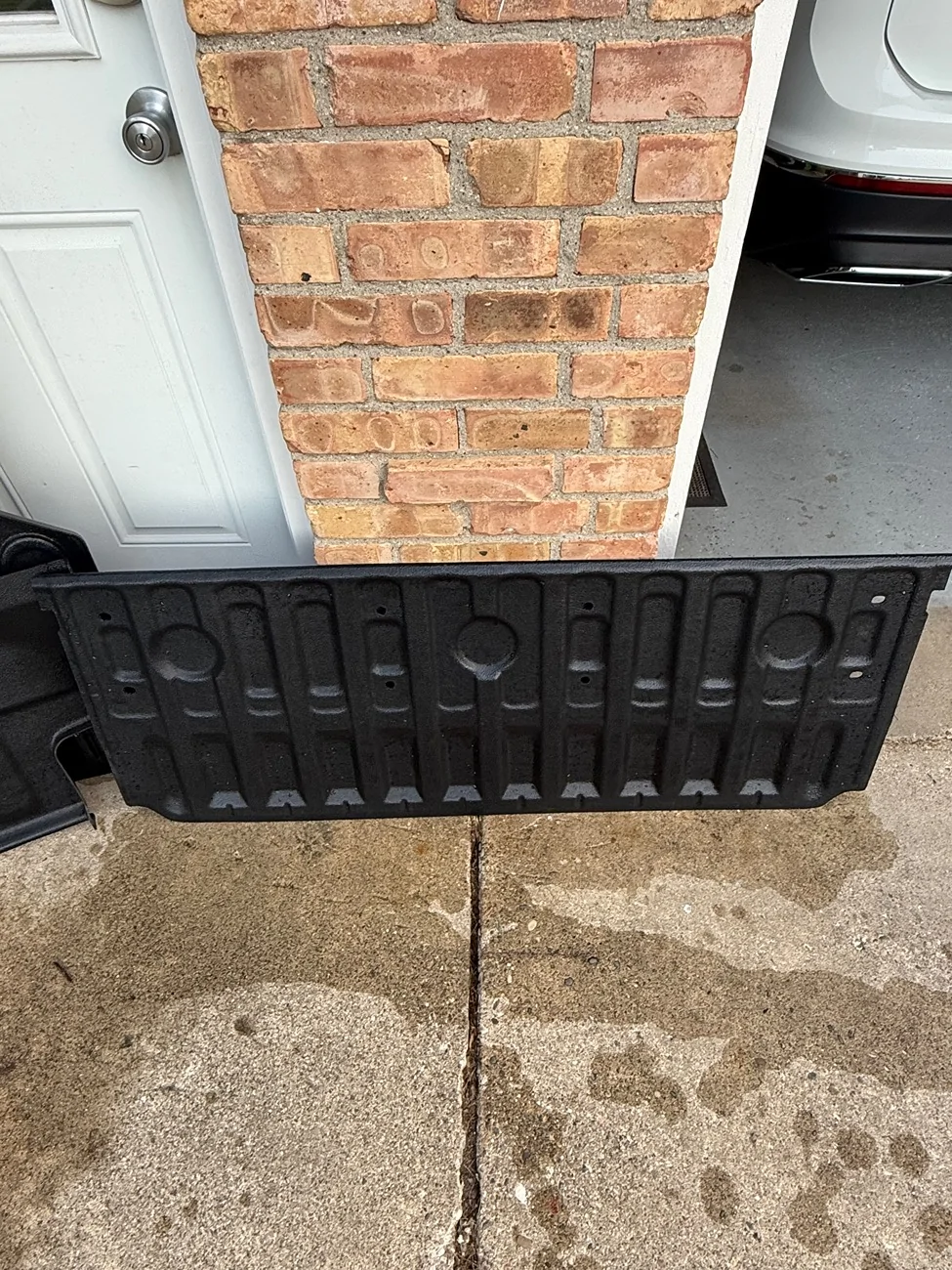 Ford Maverick OEM ‘22-‘25 Modular Bedliner $150 IMG_0662