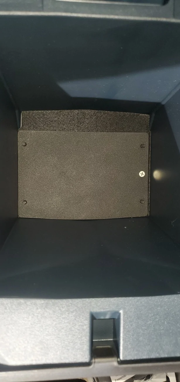 Ford Maverick Has anyone here tried this console safe in their Maverick? Bottom plat