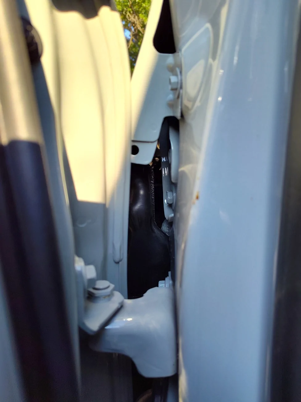 Ford Maverick Wind noise 1000016252