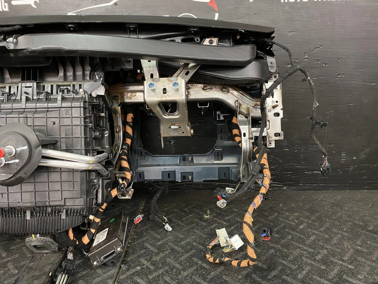 Ford Maverick noise in the dashboard s-l1600 (1)