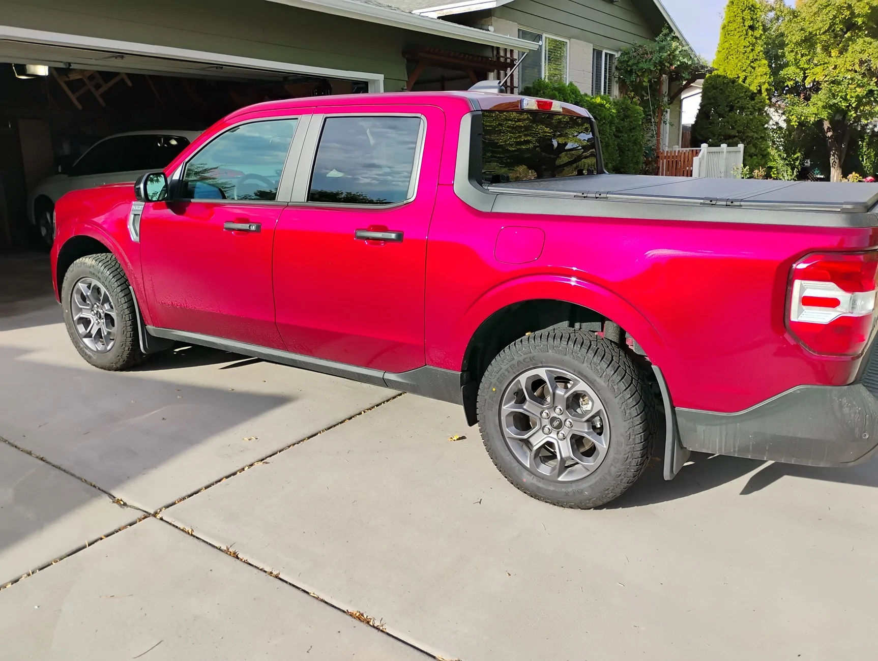 Ford Maverick 2025 AWD Hybrid. I replaced the tires 1757005486265-d8