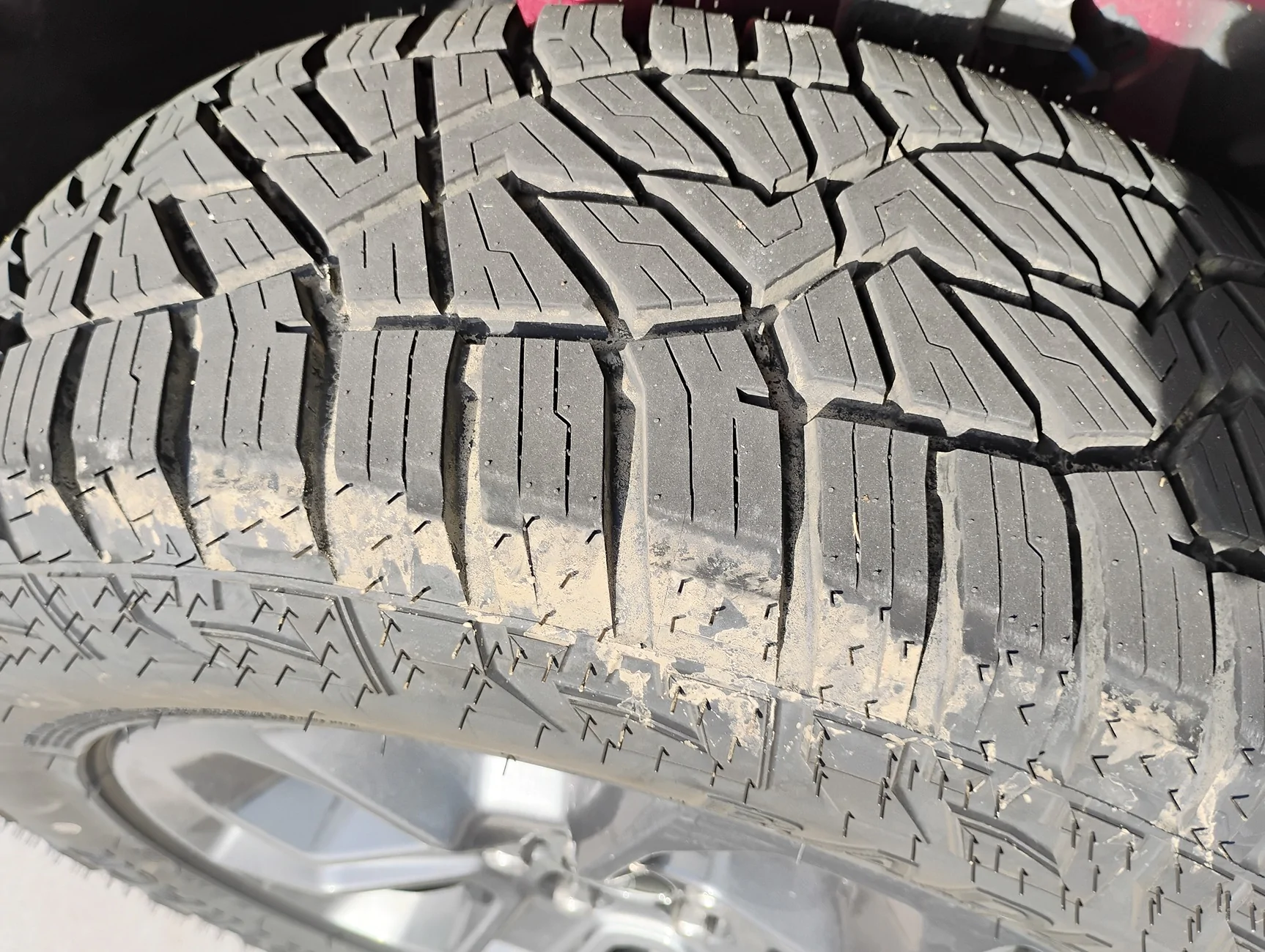 Ford Maverick 2025 AWD Hybrid. I replaced the tires 1757005515618-a2