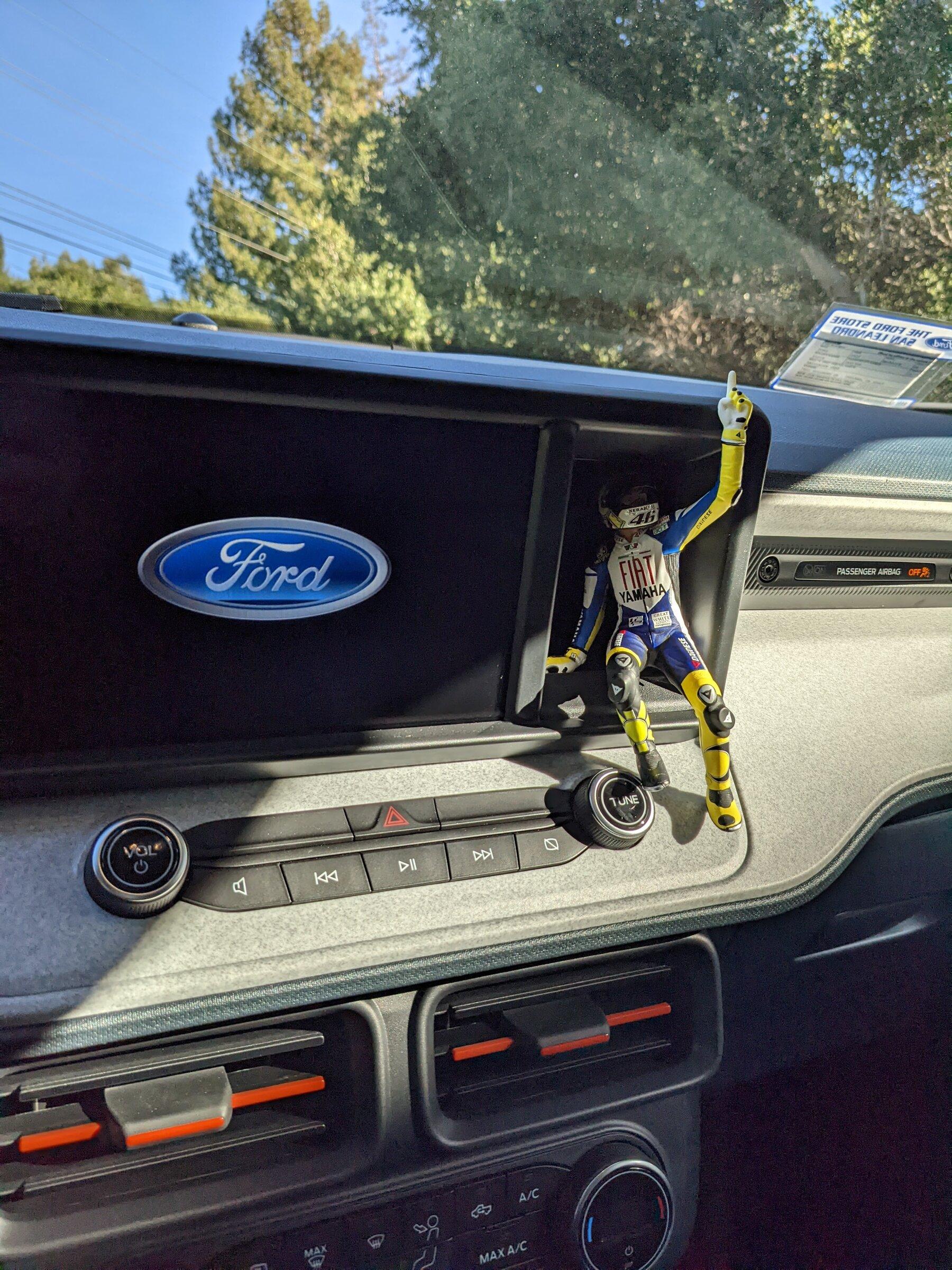 Ford Maverick Dash cubby hole -- what's in yours? 📸 PXL_20211211_225758539.MP