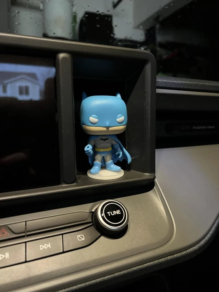 Ford Maverick Dash cubby hole -- what's in yours? 📸 65956399-B4D8-4307-AD1E-6FB6CE66552A_1_105_c
