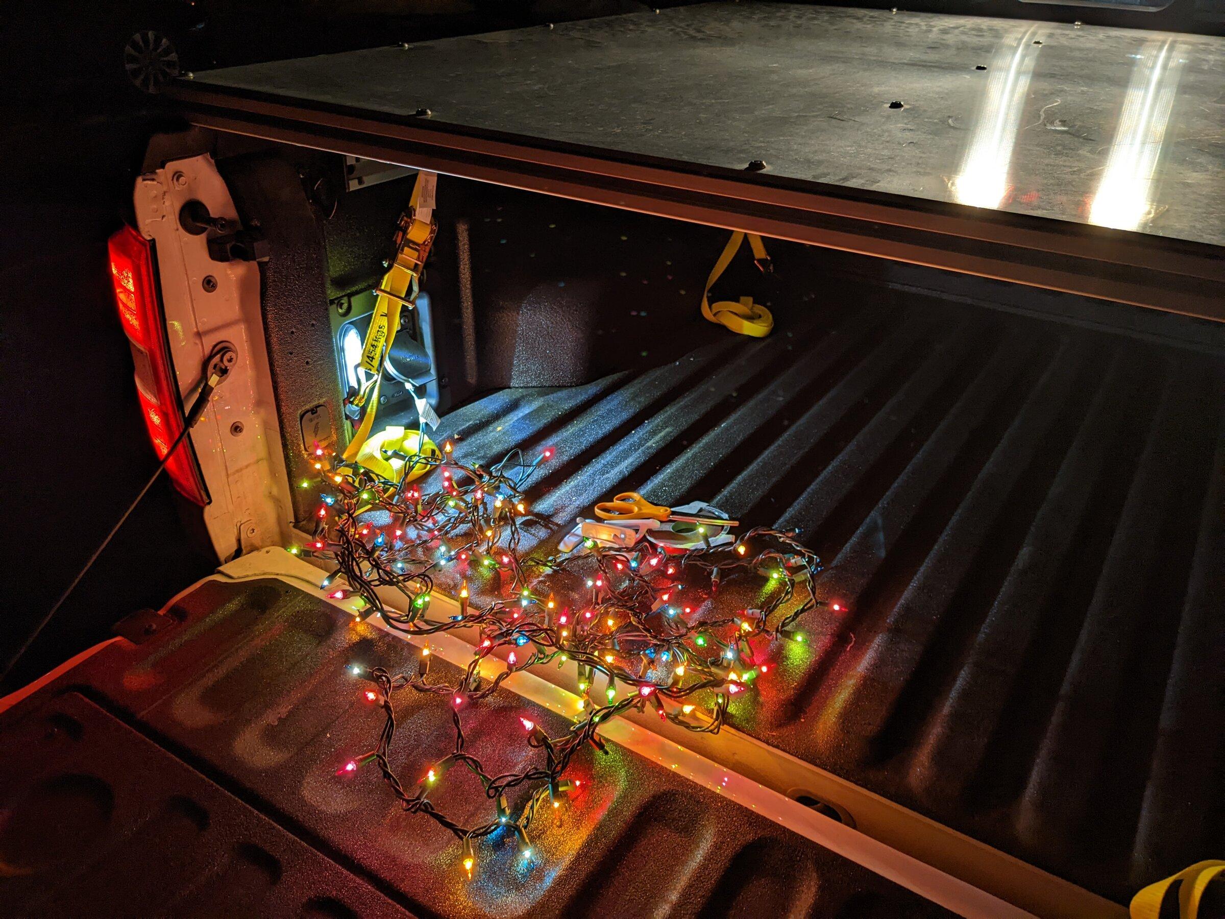 Ford Maverick Outlet in bed powering holiday cheer (Christmas lights) PXL_20211213_034440818