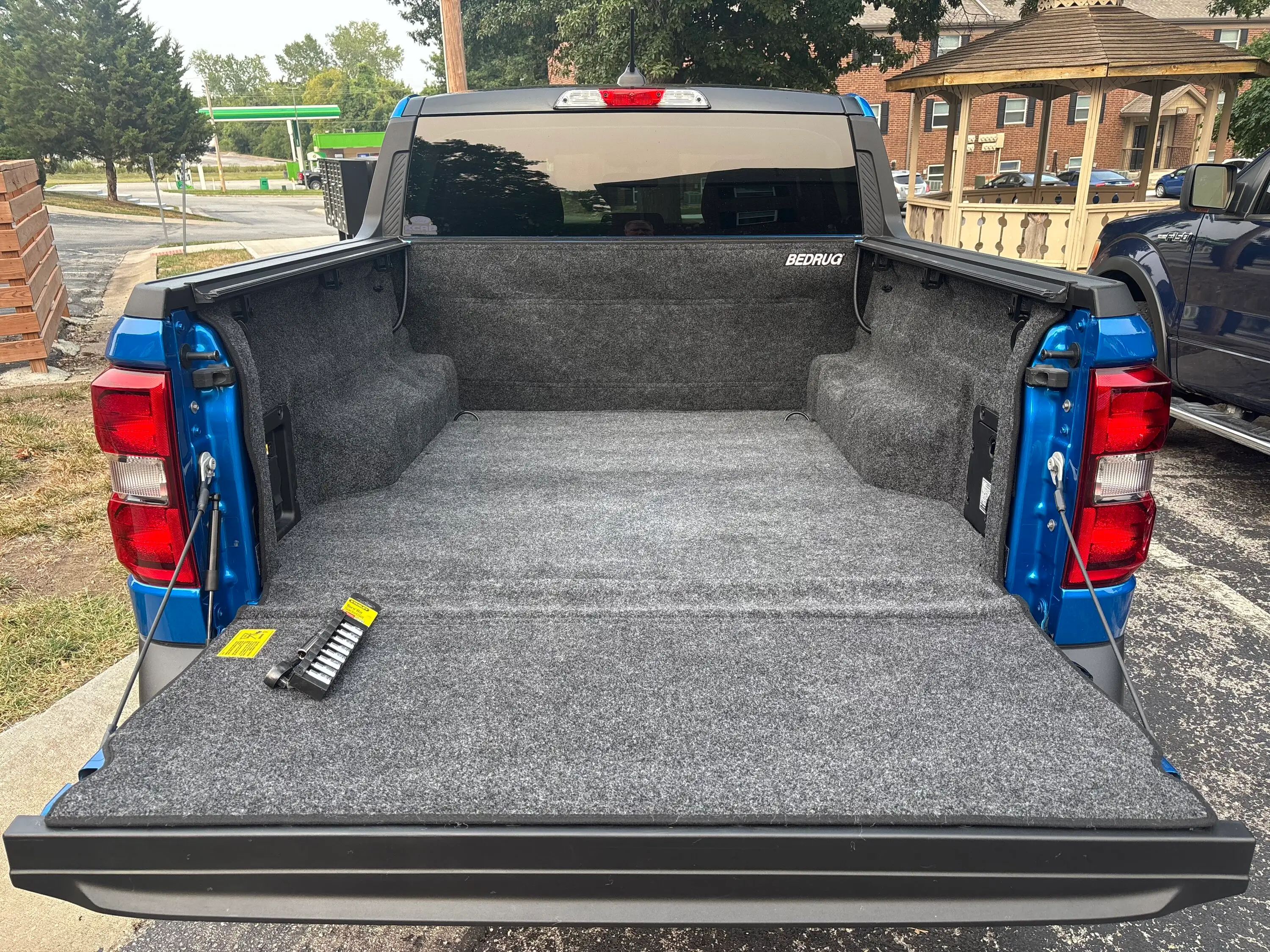 Ford Maverick Gator EFX tonneau cover and BedRug Classic installed... nothing special but I did it myself! IMG_6827