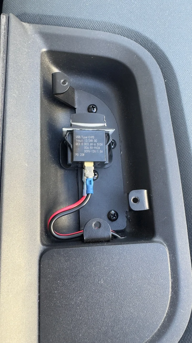 Ford Maverick 8" screen (Sync 3) upgraded to 12" screen (Sync 4) IMG_3337