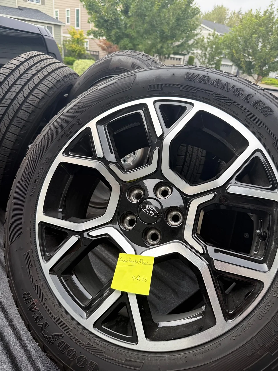 Ford Maverick $1000 19 inch wheels and tires 2025 lariat IMG_2066