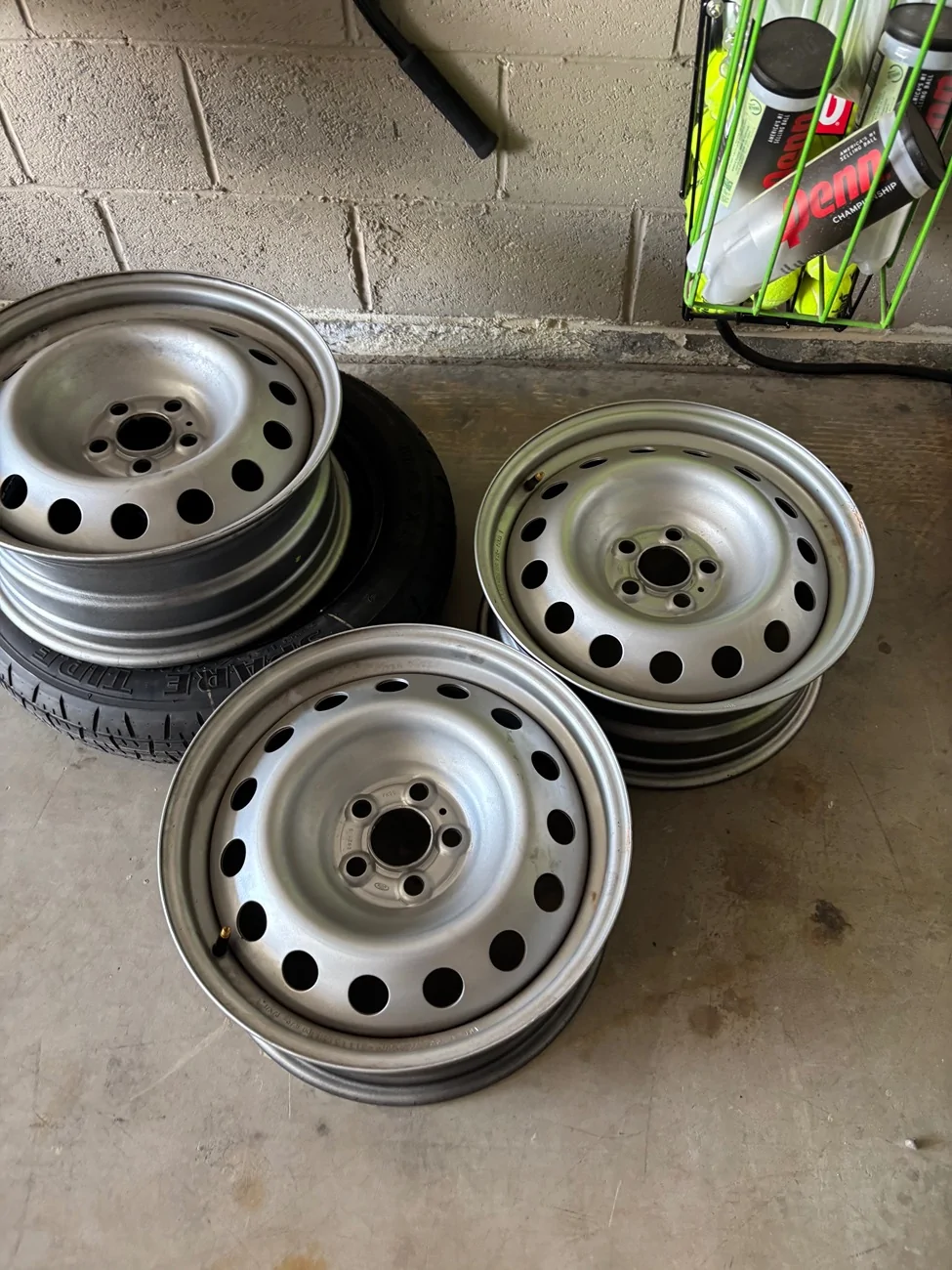 Ford Maverick Steel wheel takeoffs - free IMG_2206