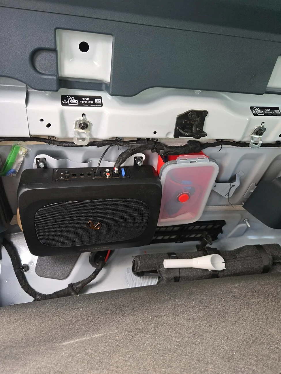 Ford Maverick Kicker 51HS10 Subwoofer install - 2022 Maverick XLT 20250523_sub_mounted