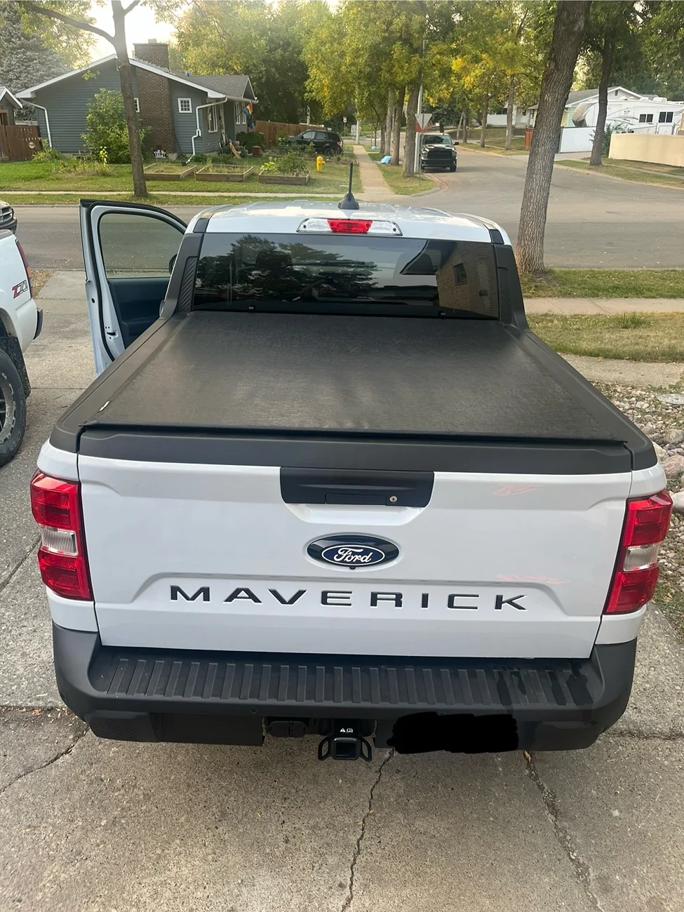 Ford Maverick 25 Tailgate Appliqué, Letters & Toneau. IMG_3470