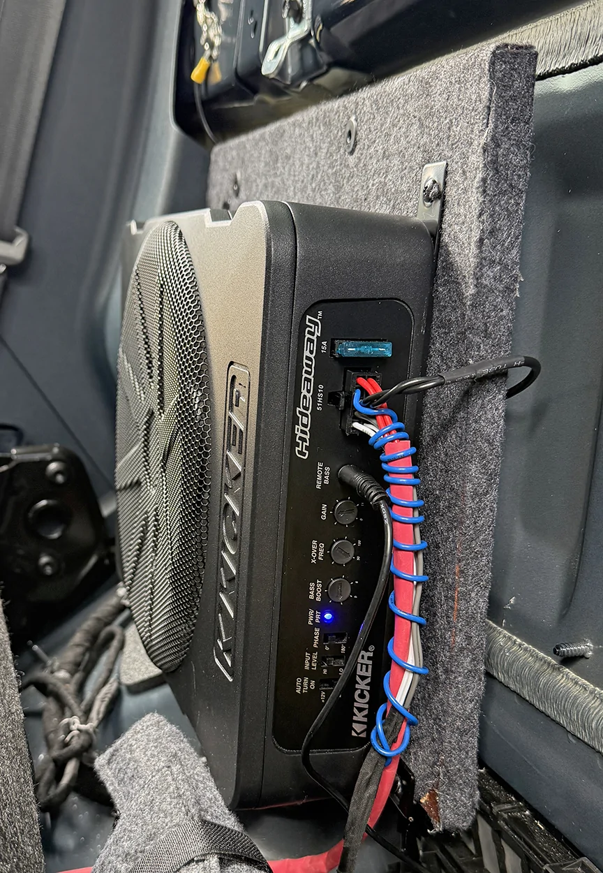 Ford Maverick Kicker 51HS10 Subwoofer install - 2022 Maverick XLT HS10_05