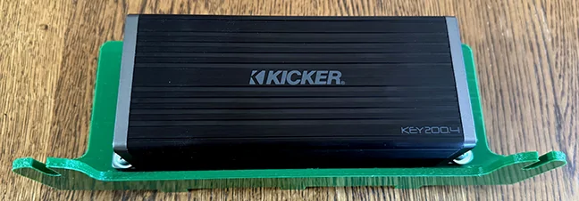 Ford Maverick Kicker 51HS10 Subwoofer install - 2022 Maverick XLT Amp_03