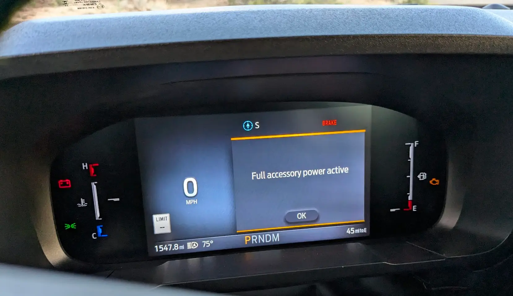 Ford Maverick 2025 Mav Lobo 2.0 - Dash light after recent Service... What is this? 1757642089115-ga