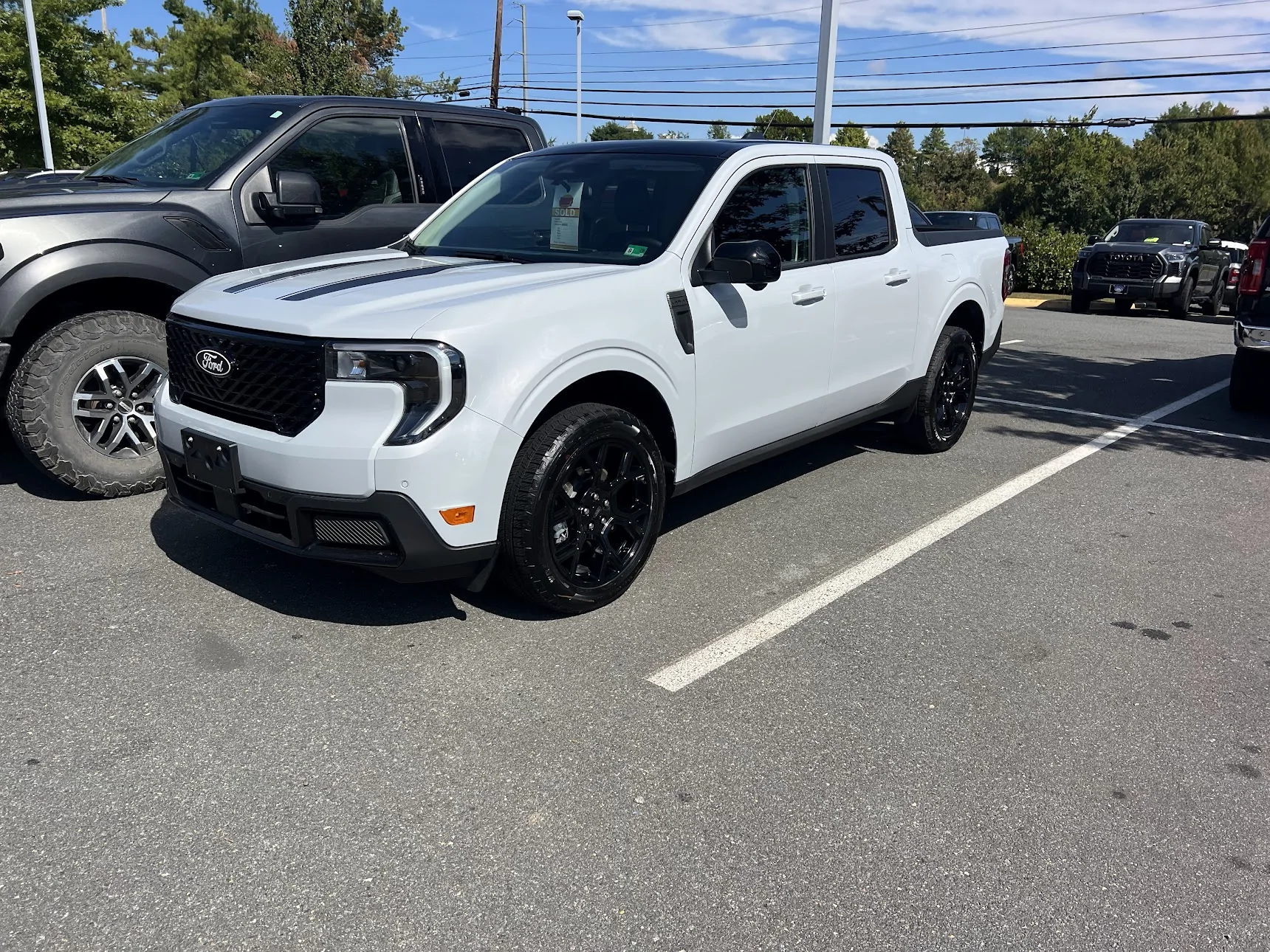 Ford Maverick Post your Maverick next to ridiculously large trucks - photos thread pick u