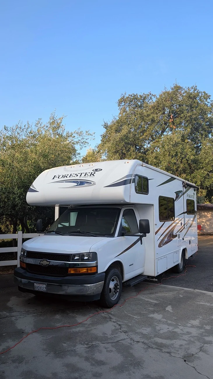 Ford Maverick 8,000 Lb Travel Trailer Zero MPG Loss - Lightship RV PXL_20250920_151616752~2