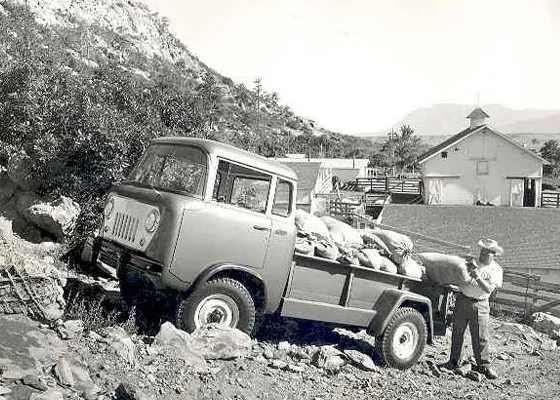 Ford Maverick Think your Maverick bed is small? Jeep FC-170