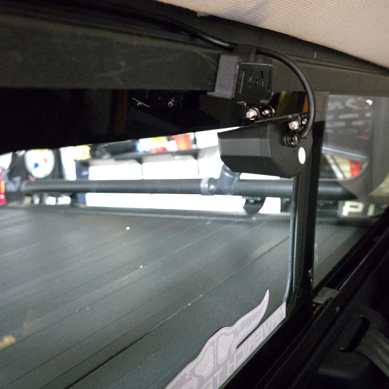 Ford Maverick Mabett's spoiler/sports bar compatibility? 1000028161