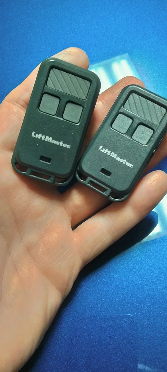 Ford Maverick Garage door opener solutions? IMG20251003155332