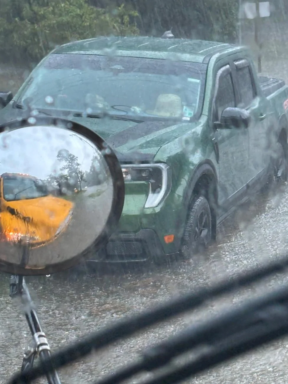 Ford Maverick 2025 Maverick Lariat lowered - before and after Rain 1