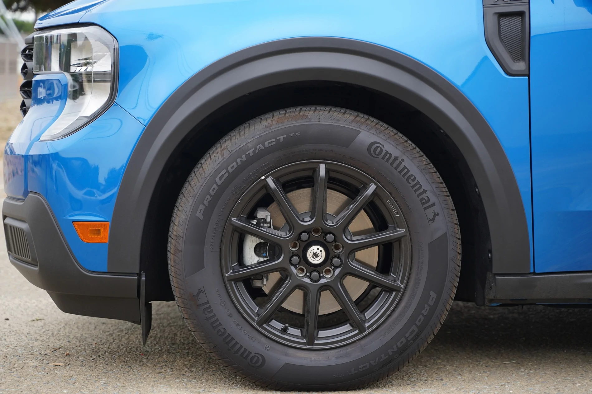 Ford Maverick New member. Lowered 2025 Maverick Hybrid XL Velocity Blue Build, Konig Control Wheels, Mabett Fender Flares and Seat Covers. DSC02502