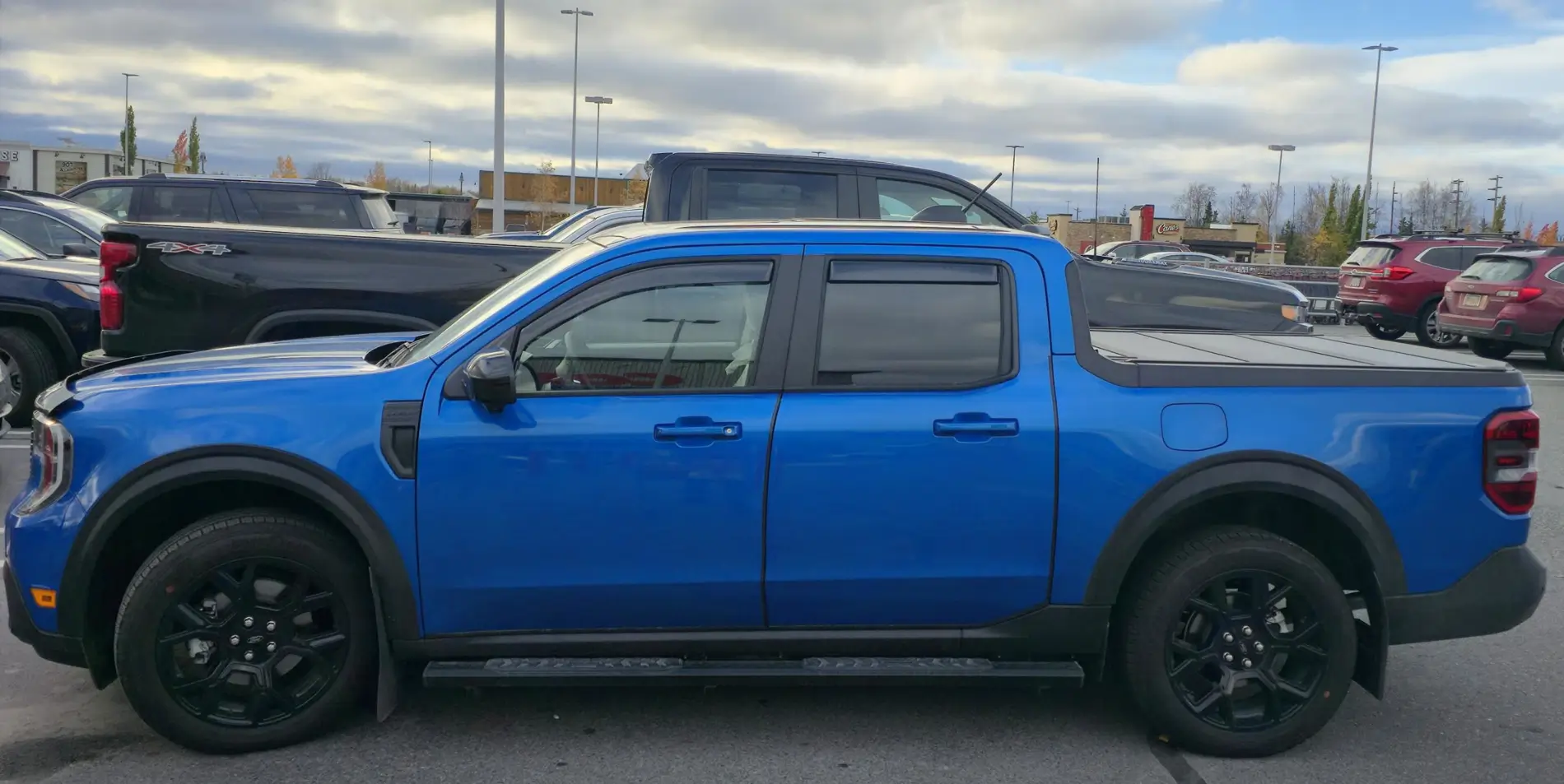 Ford Maverick Post your Maverick next to ridiculously large trucks - photos thread 1760083446830-2u