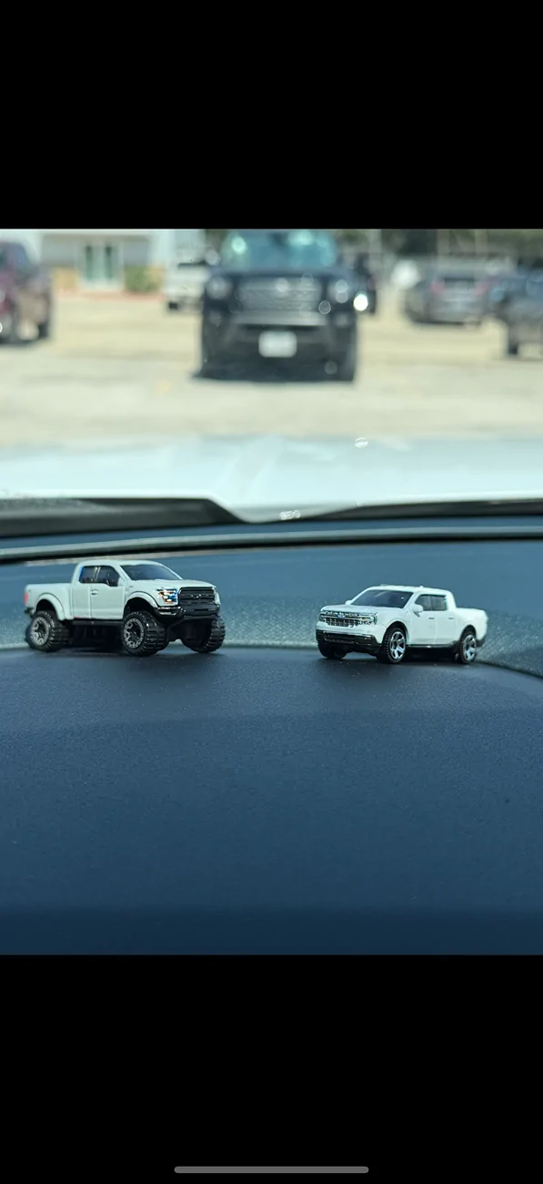 Ford Maverick Hot Wheels Maverick availability IMG_4516