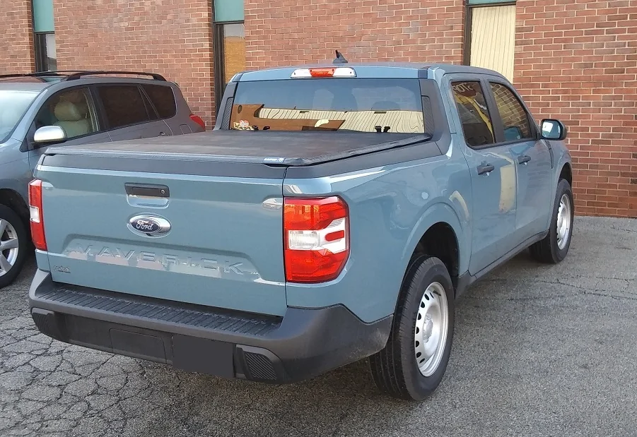 Ford Maverick SOFT  TRI FOLD COVERS 2022 MAV_with Plates SMALL