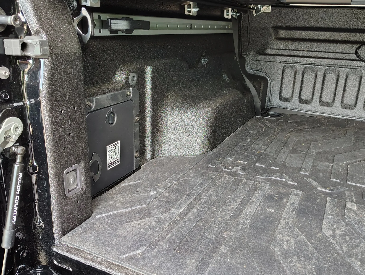 Ford Maverick Driver's side bed cubby with AC outlet on the inside IMG_20251011_090407027_HDR