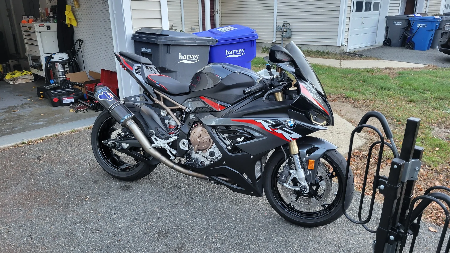 Ford Maverick Post Your Other Rides / Vehicles S1000RR Right Sid