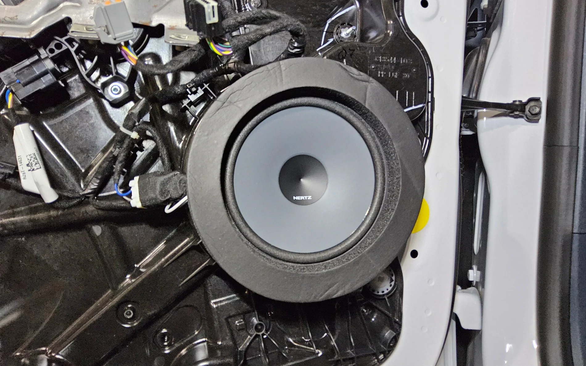 Ford Maverick Different ohm dash tweeters 20241116_011801