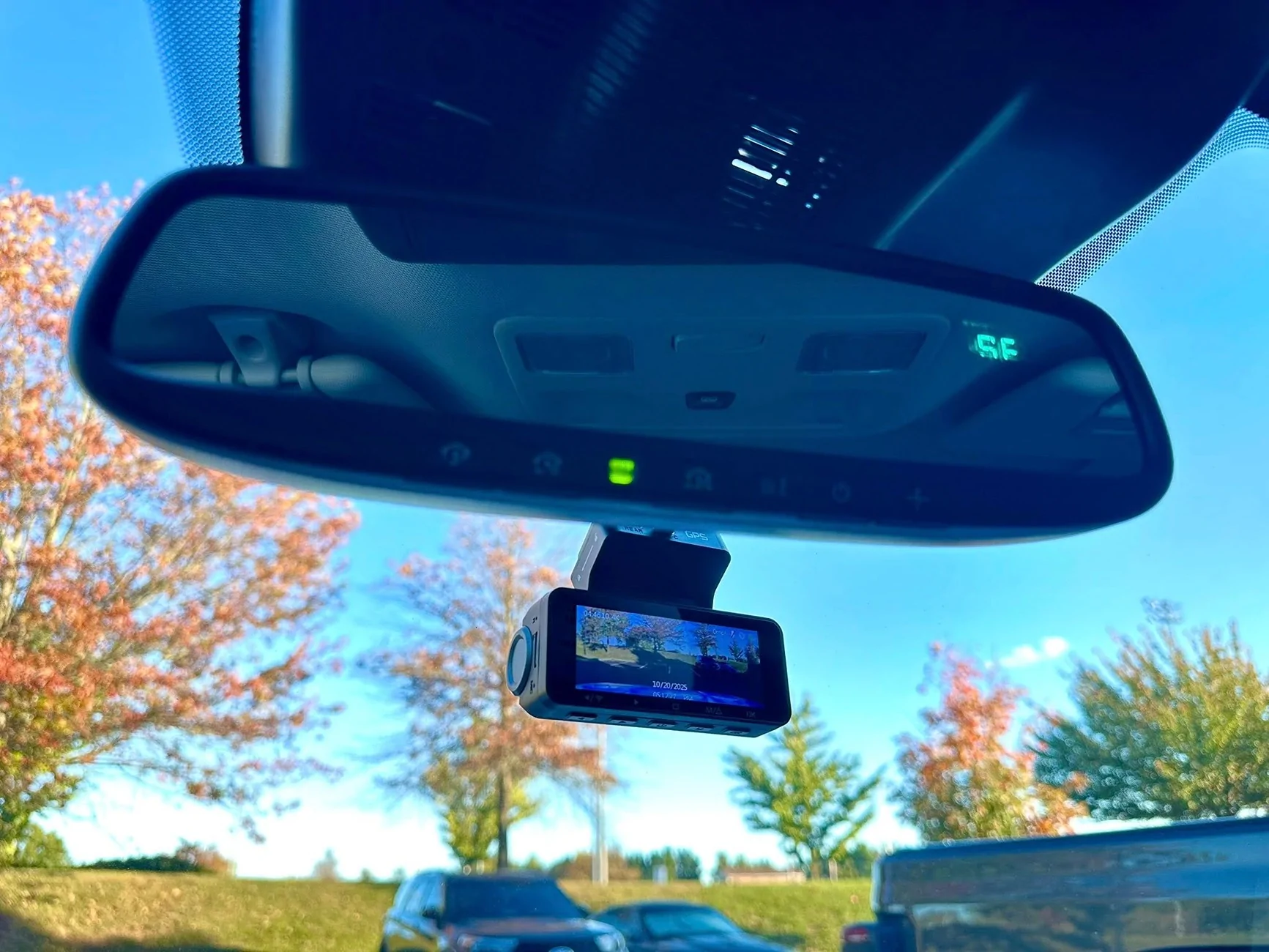 Ford Maverick Cheap auto-dimming, homelink mirror mirrordashcam