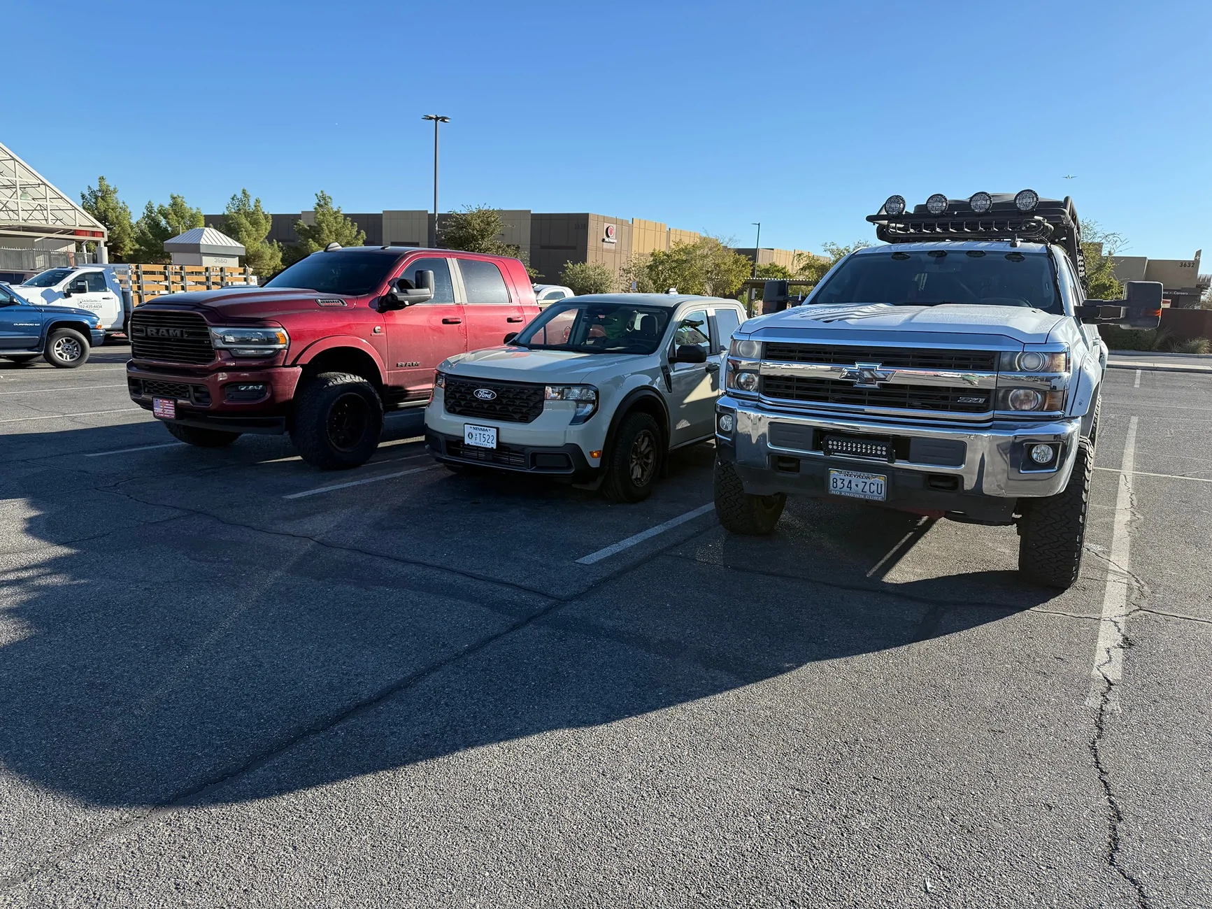 Ford Maverick Post your Maverick next to ridiculously large trucks - photos thread IMG_7612