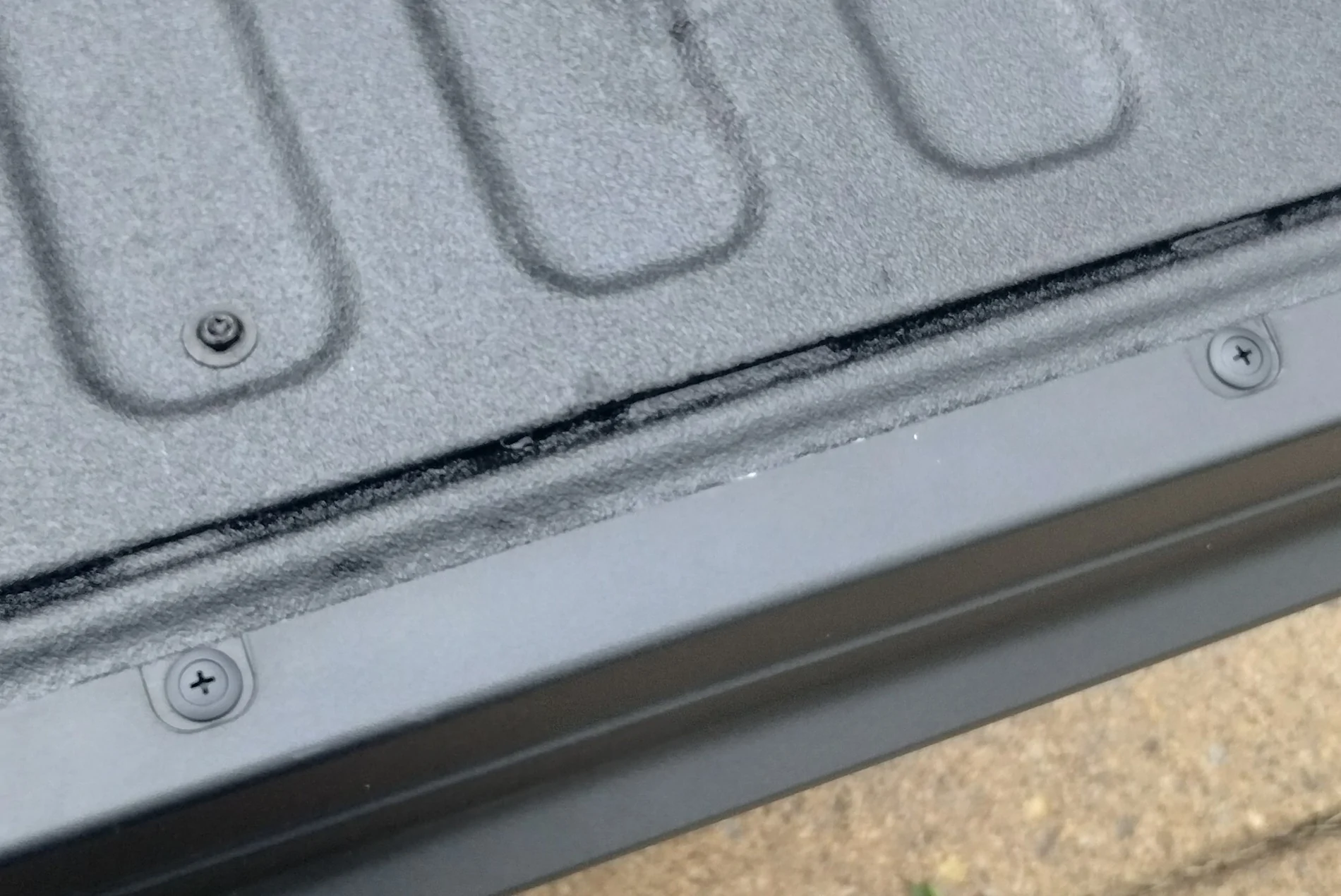 Ford Maverick Tailgate trim plastic rivets rivets