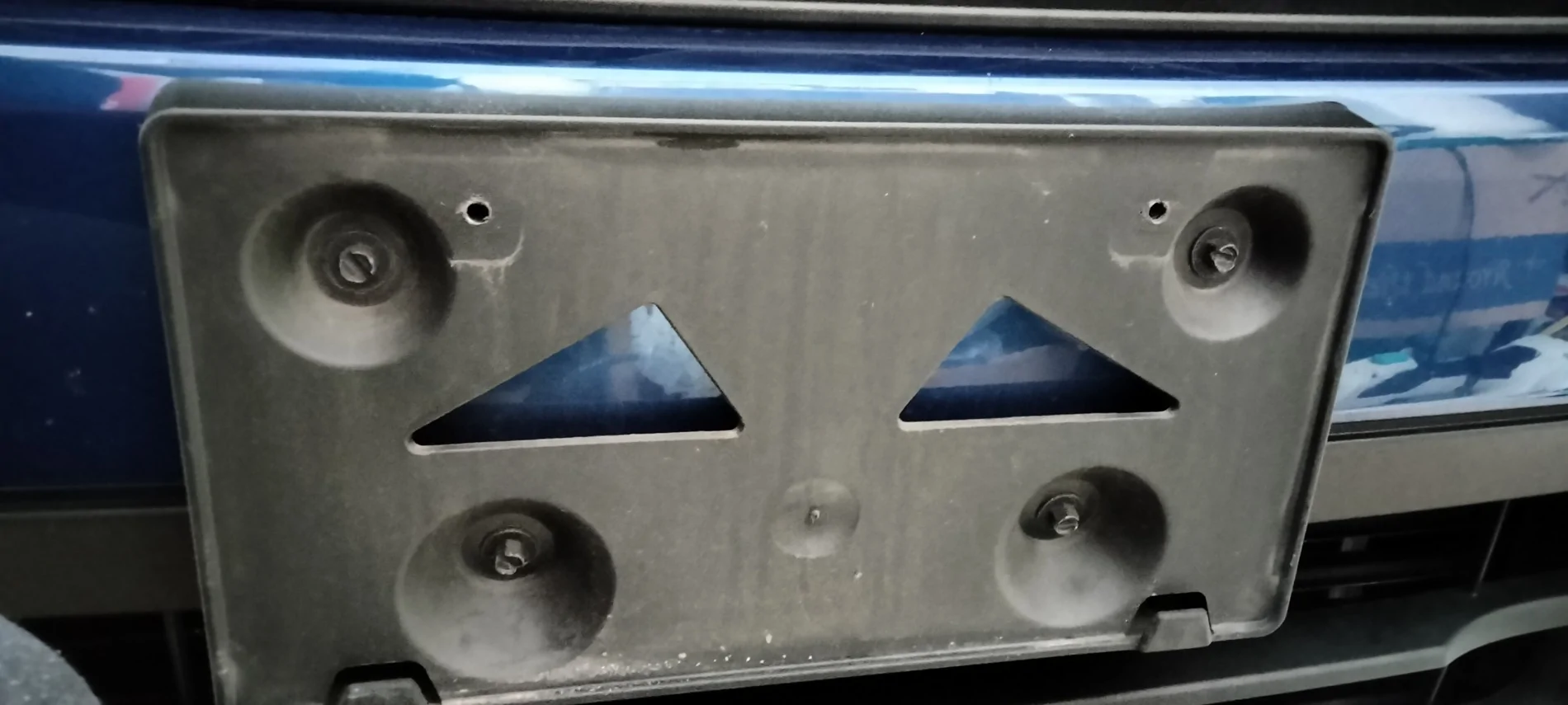 Ford Maverick 2024 vs 2025 front license bracket IMG20251023132928