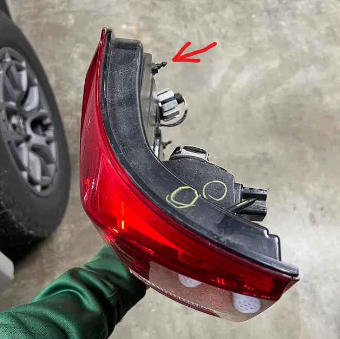 Ford Maverick Tailight Removal for LEDs 1761874235710-ta