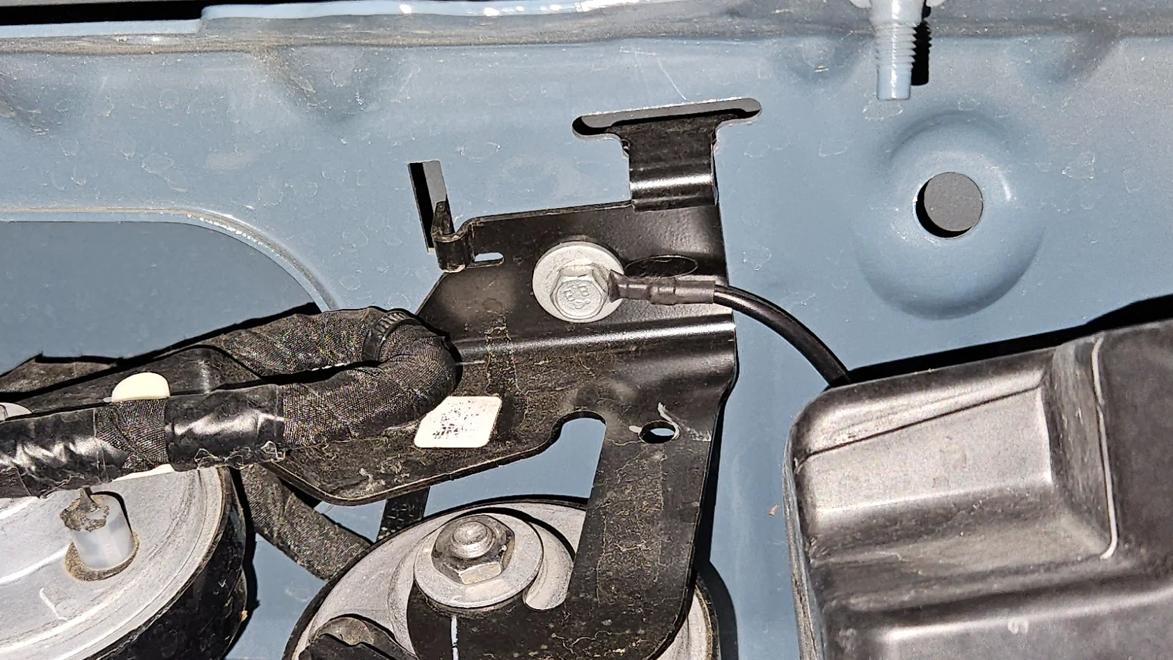 Ford Maverick Where are some good Grounding points 20251101_114804