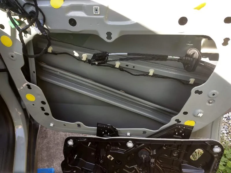 Ford Maverick Hertz K165 with Sound Deadening in Passenger Front Door PassengerInnerPanelRemoved