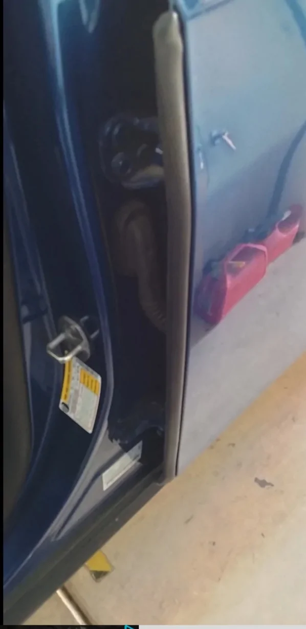 Ford Maverick Hertz K165 with Sound Deadening in Passenger Front Door 20251103_121329