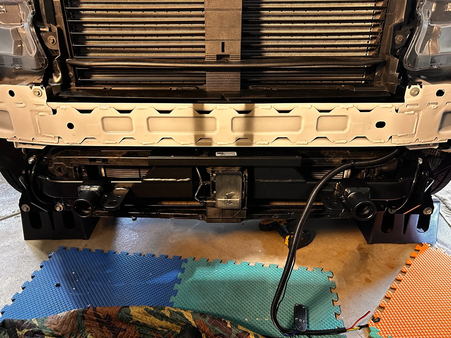 Ford Maverick New Demco Baseplate for 2025 Lariat Hybrid installed IMG_1112