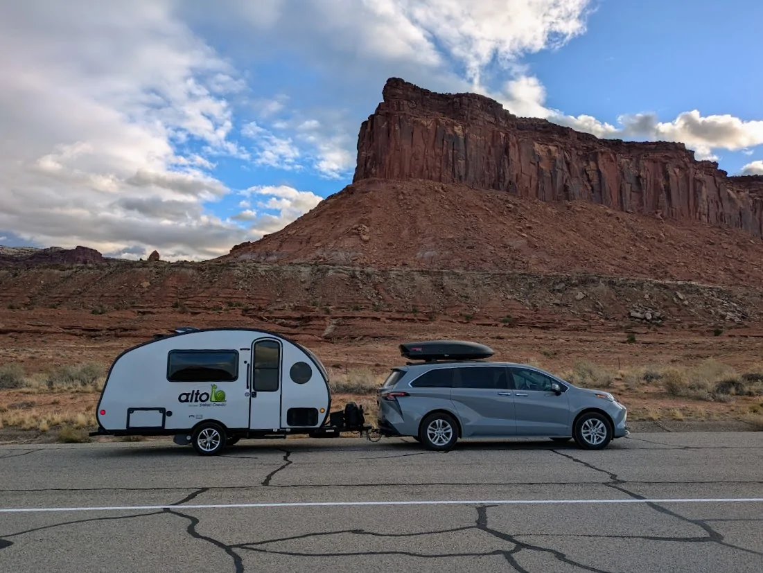 Ford Maverick Lariat Hybrid tow test: Airstream Bambi (3500 GVW) 20251116_143532292
