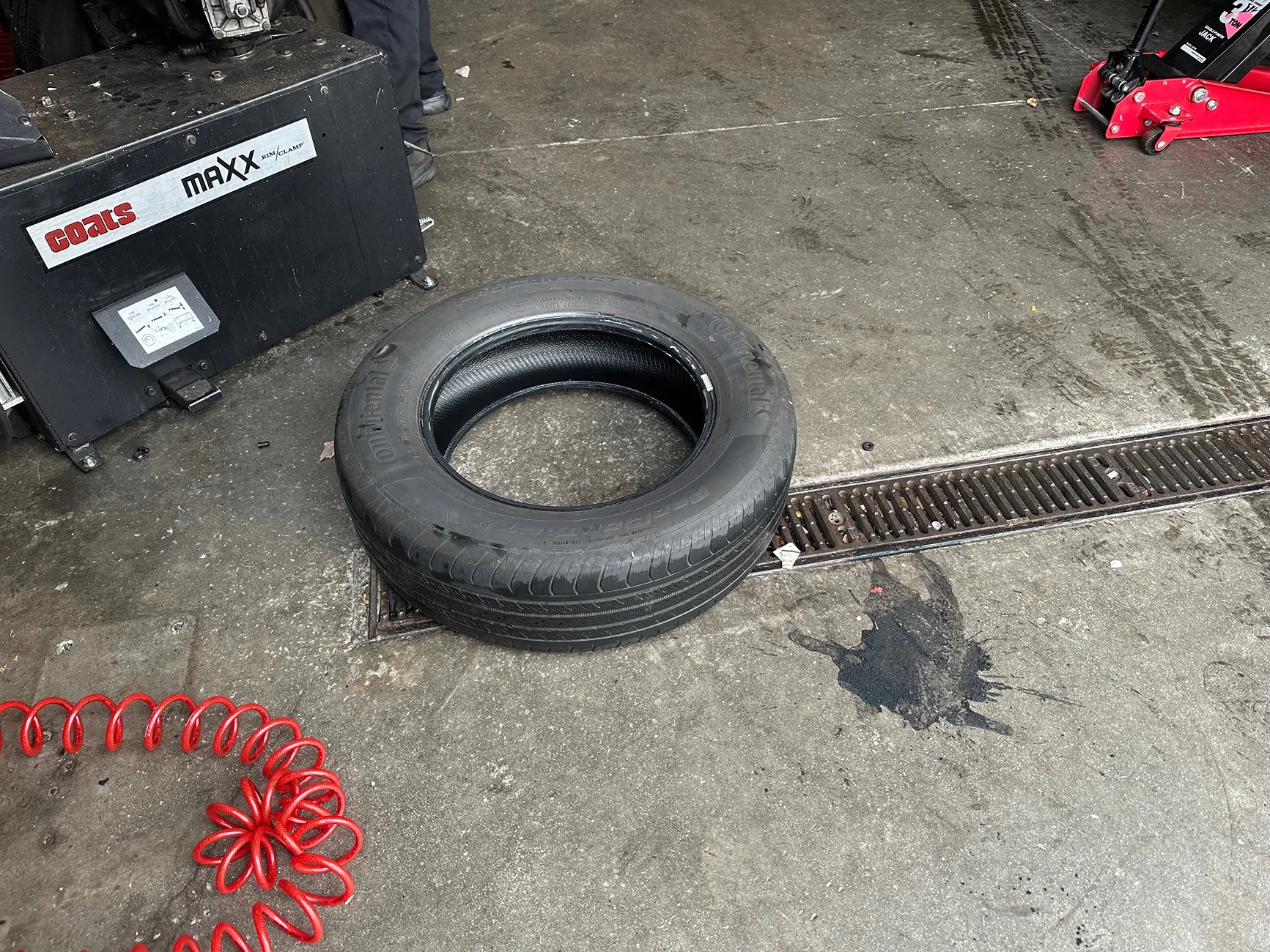 Ford Maverick New tires today: BF Goodrich Advantage IMG_8473