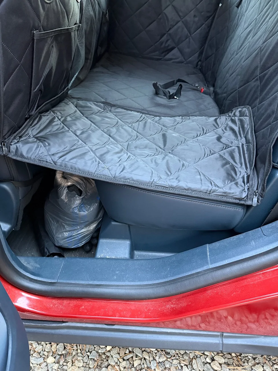 Ford Maverick Cover/Mat for folded down back seat? IMG_2131