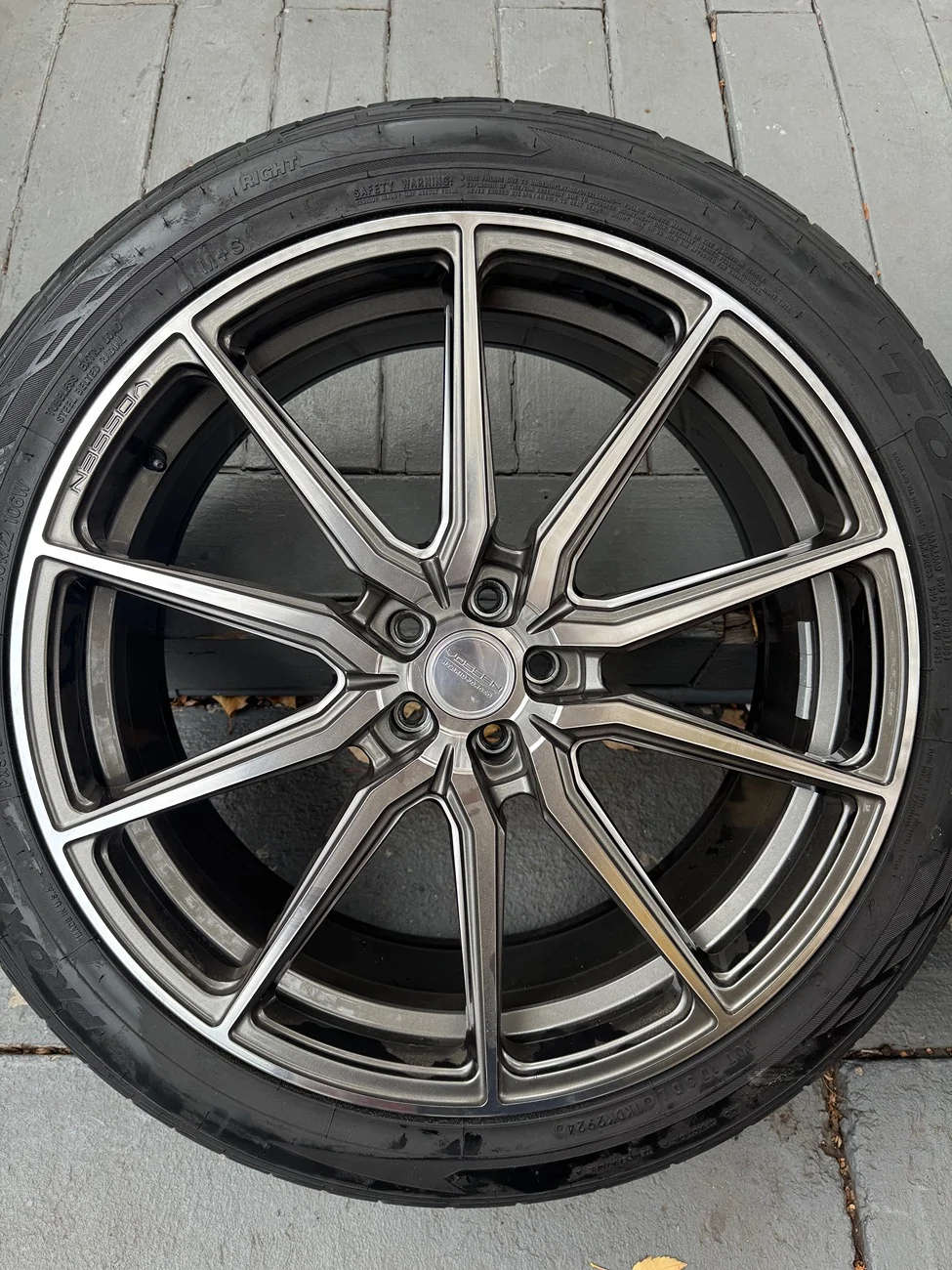 Ford Maverick 3500$ VOSSEN HF-3 HYBRID RIMS 22X9 CUSTOM FIT IMG_5513