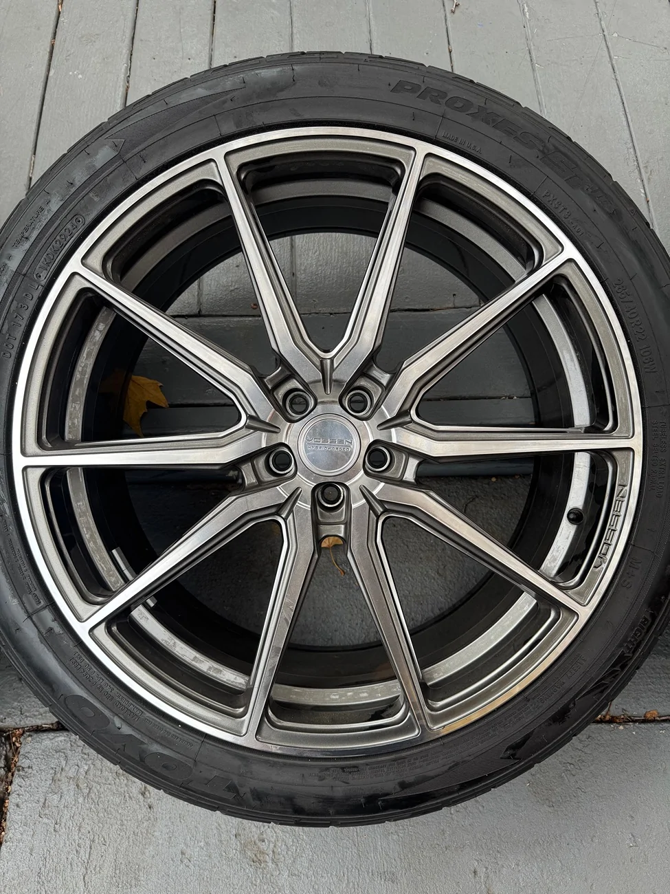 Ford Maverick 3500$ VOSSEN HF-3 HYBRID RIMS 22X9 CUSTOM FIT IMG_5512