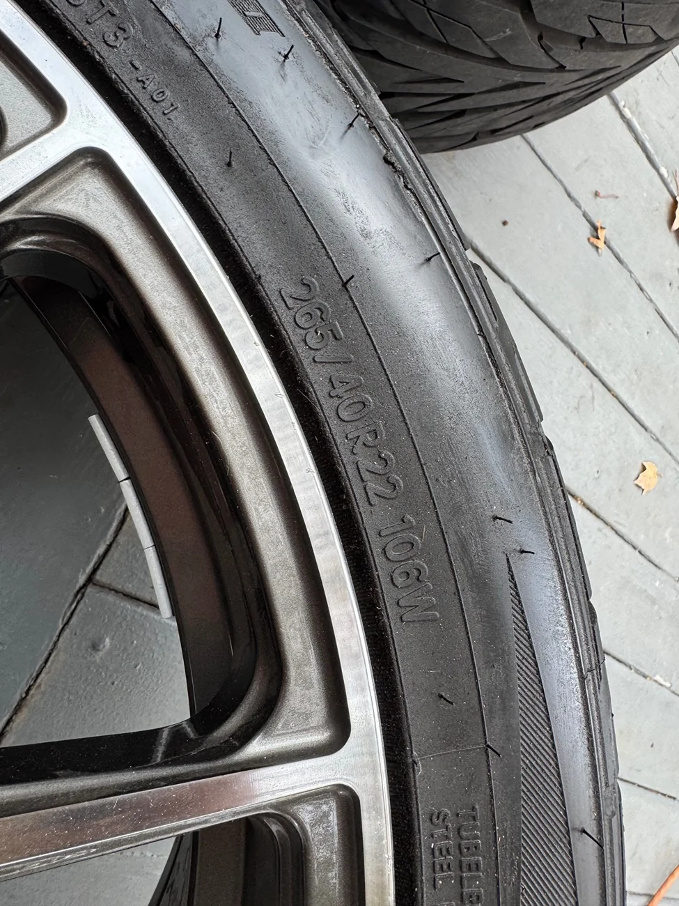 Ford Maverick 3500$ VOSSEN HF-3 HYBRID RIMS 22X9 CUSTOM FIT IMG_5508